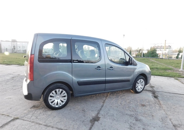 Citroen Berlingo cena 24900 przebieg: 220000, rok produkcji 2009 z Jarosław małe 379